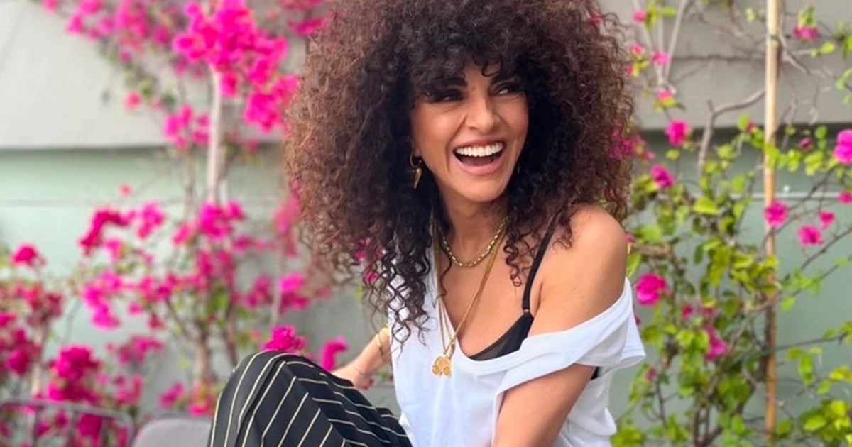 Η Μαρία Σολωμού μας δείχνει τη φουσκωμένη της κοιλιά σε ένα απροσδόκητο κλικ - εικόνα 4