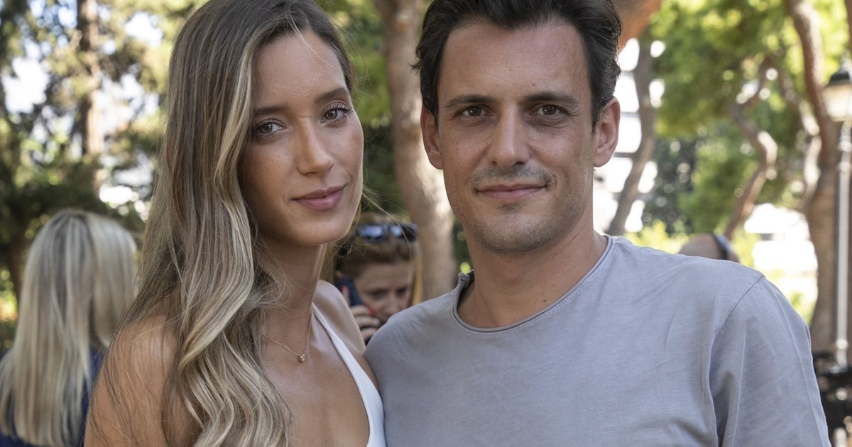 "Οικογενειακή" έξοδος στο θέατρο για τον Γιάννη Κουκουράκη - εικόνα 4