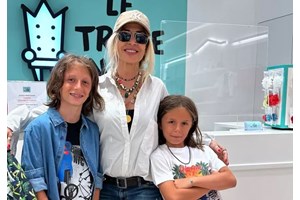 Άννα Βίσση | Το τρυφερό στιγμιότυπο με τον εγγονό της λίγο πριν αποχαιρετήσει τη Νέα Υόρκη - εικόνα 6