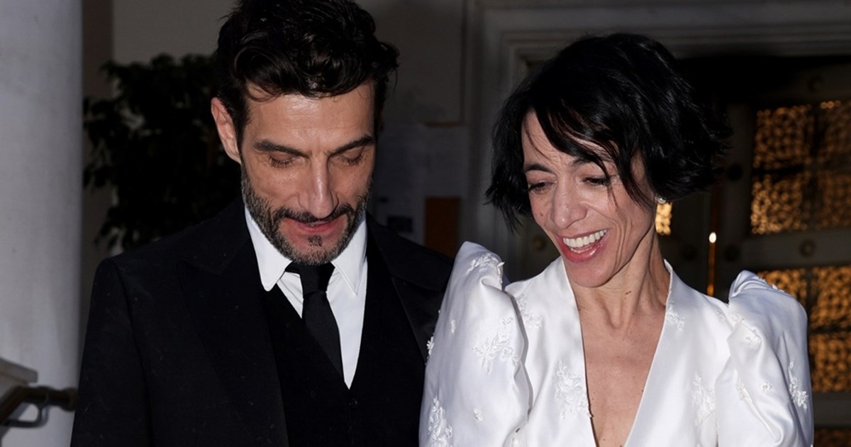 Το ολοκαίνουριο hair look της Έλενας Τοπαλίδου - εικόνα 2