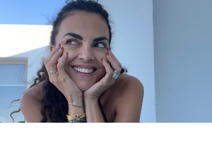 Η Μαρία Σολωμού μας δείχνει τη φουσκωμένη της κοιλιά σε ένα απροσδόκητο κλικ - εικόνα 6