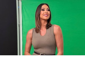 Η Δώρα Παντέλη στο χριστουγεννιάτικο σαλόνι της | Ο 4 μηνών γιος της με σκούφο Άη Βασίλη είναι ό,τι πιο γλυκό θα δεις σήμερα - εικόνα 4