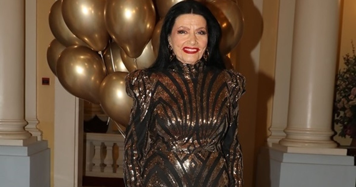 Στο νοσοκομείο η Ζωζώ Σαπουντζάκη - Τα αναληθή δημοσιεύματα για την υγεία της