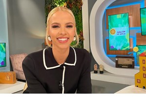 Η Σίσσυ Χρηστίδου με το χρώμα νυχιών που κάνει κάθε εμφάνιση να δείχνει luxurious