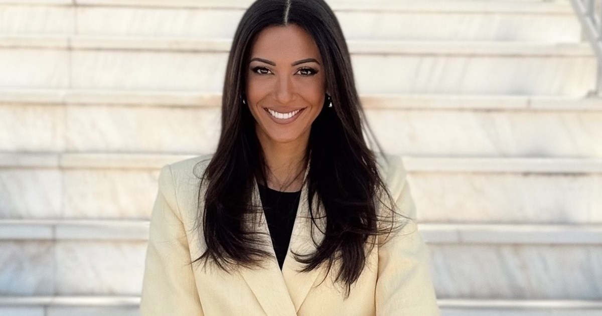 Η Τζένη Μελιτά με το φόρεμα από τη Zara που κολακεύει όλες τις σιλουέτες