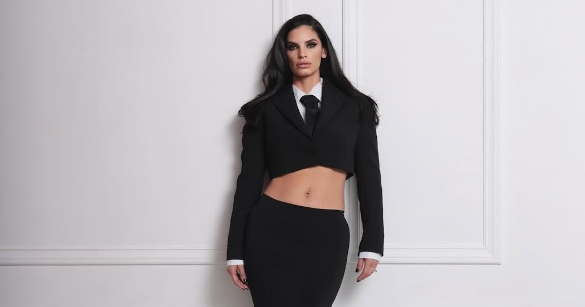 Χριστίνα Μπόμπα & Σάκης Τανιμανίδης | Με επίσημα outfits σε διάσημη γκαλερί στη Βιέννη - εικόνα 2