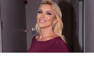 Η δυσφορία της Κατερίνας Καινούργιου on air: "Αχ, πονάω λίγο" - εικόνα 3