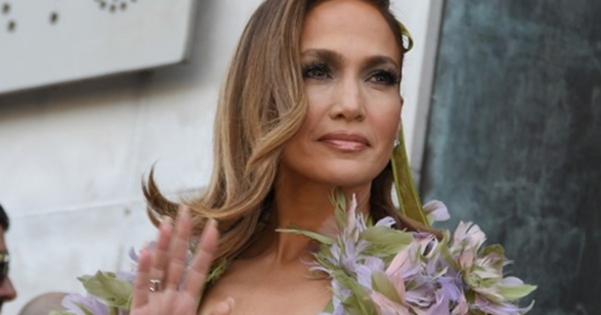 Haute Couture week | Τα πιο κομψά χτενίσματα που ξεχωρίσαμε στις εμφανίσεις των celebrities στο Παρίσι