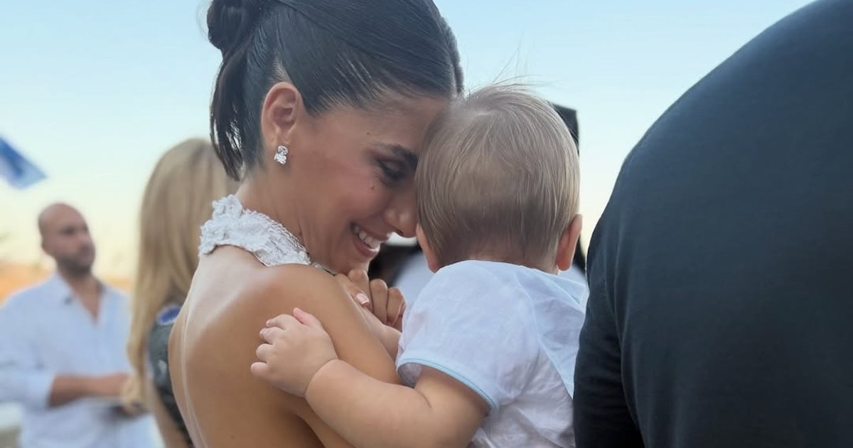 Ο Βασίλης Αργυρός με τις πιο τέλειες χριστουγεννιάτικες πιτζάμες | Η γλυκιά ανάρτηση της Αλεξάνδρας Νίκα