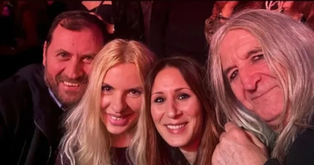 Αννίτα Πάνια | "Να θες να πεις χρόνια πολλά στον άνθρωπό σου και να σου πετάγεται στη μέση η Άννα Βίσση"