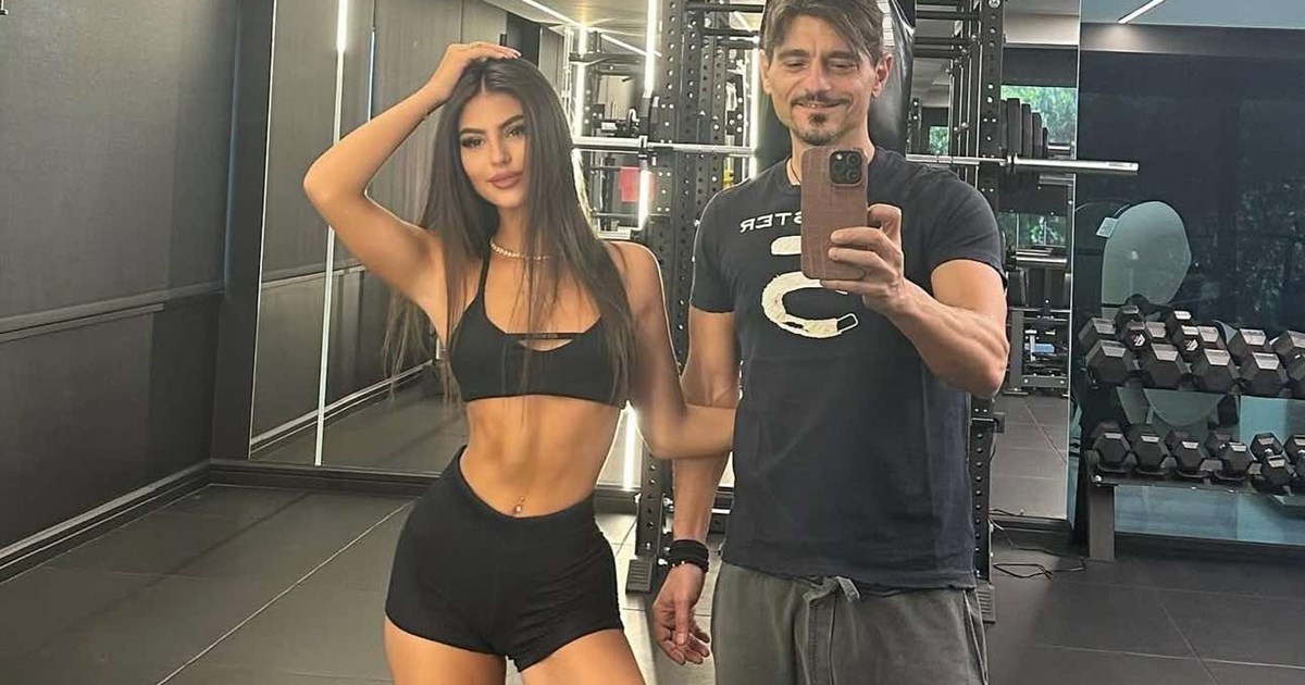 Η Ηλέκτρα Διονυσίου χορεύει και τραγουδάει στο TikTok μαζί με τον μπαμπά της, Άγγελο Διονυσίου - εικόνα 2