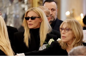 Μαρινέλλα | Πλήθος καλλιτεχνών στο 40ήμερο μνημόσυνο της σπουδαίας ερμηνεύτριας - εικόνα 15
