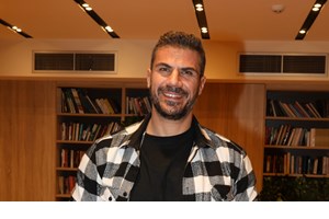 "Την κόρη του δεν την πειράζει κανείς" | Το απίστευτο περιστατικό με τον Άκη Πετρετζίκη και την Ακυλίνα στην παραλία