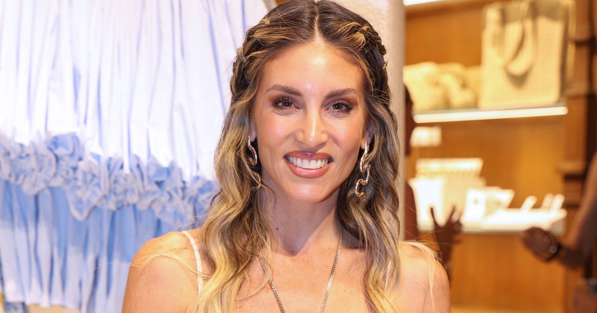 Η Ιωάννα Μαλέσκου φόρεσε το λευκό παντελόνι με τον πιο καλοκαιρινό τρόπο