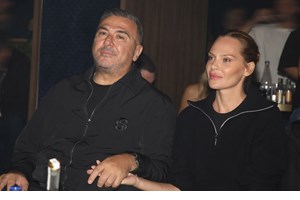 Ελένη Πασχαλίδη | Η 10χρονη κόρη του Αντώνη Ρέμου στη σκηνή με τον διάσημο μπαμπά της