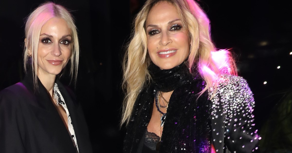 Γενέθλια για τη Σοφία Καρβέλα | Η εντυπωσιακή τούρτα και το δείπνο με την Άννα Βίσση & το ζεύγος Κούστα - εικόνα 6