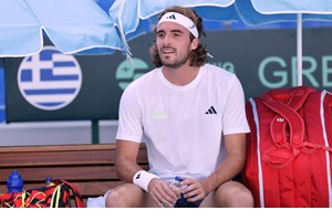 Ελισάβετ Τσιτσιπά | Η κούκλα αδερφή του Στέφανου Τσιτσιπά σε χαλαρή βόλτα στη Γλυφάδα με τον διάσημο τενίστα - εικόνα 7