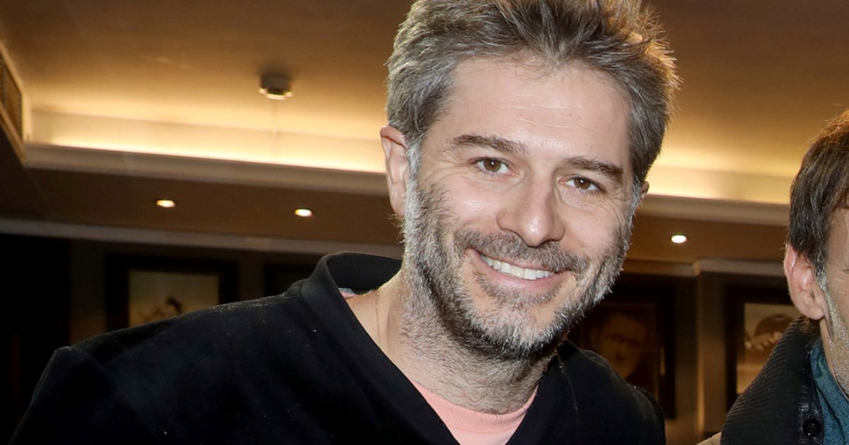 Αλέξανδρος Μπουρδούμης | Απαθανατίζει τη Λένα Δροσάκη και τον Αναστάση με το φλαμίνγκο τους στην πισίνα - εικόνα 3