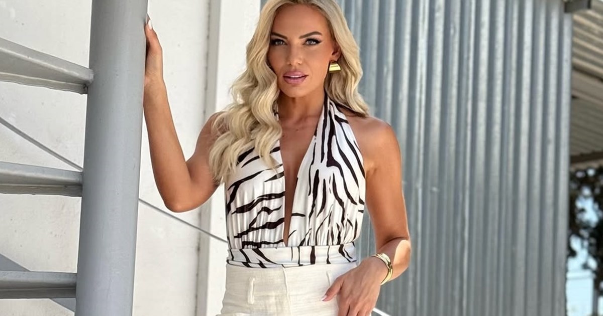 Η βραδινή έξοδος της Ιωάννας Μαλέσκου μετά τις φήμες χωρισμού | Ποιος τη συνόδευσε - εικόνα 4