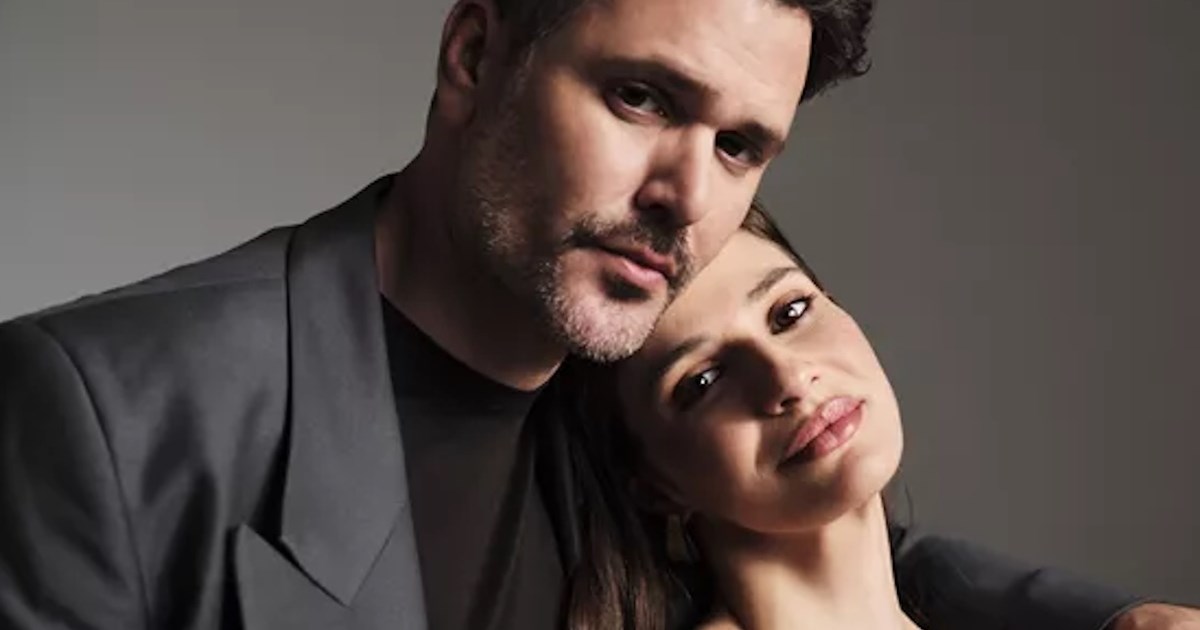 "Οι μεν και οι δεν" | Ο "Διονύσης" και η "Βάνα Δάγκα" ξανασυναντιούνται τηλεοπτικά 30 χρόνια μετά το τέλος της σειράς