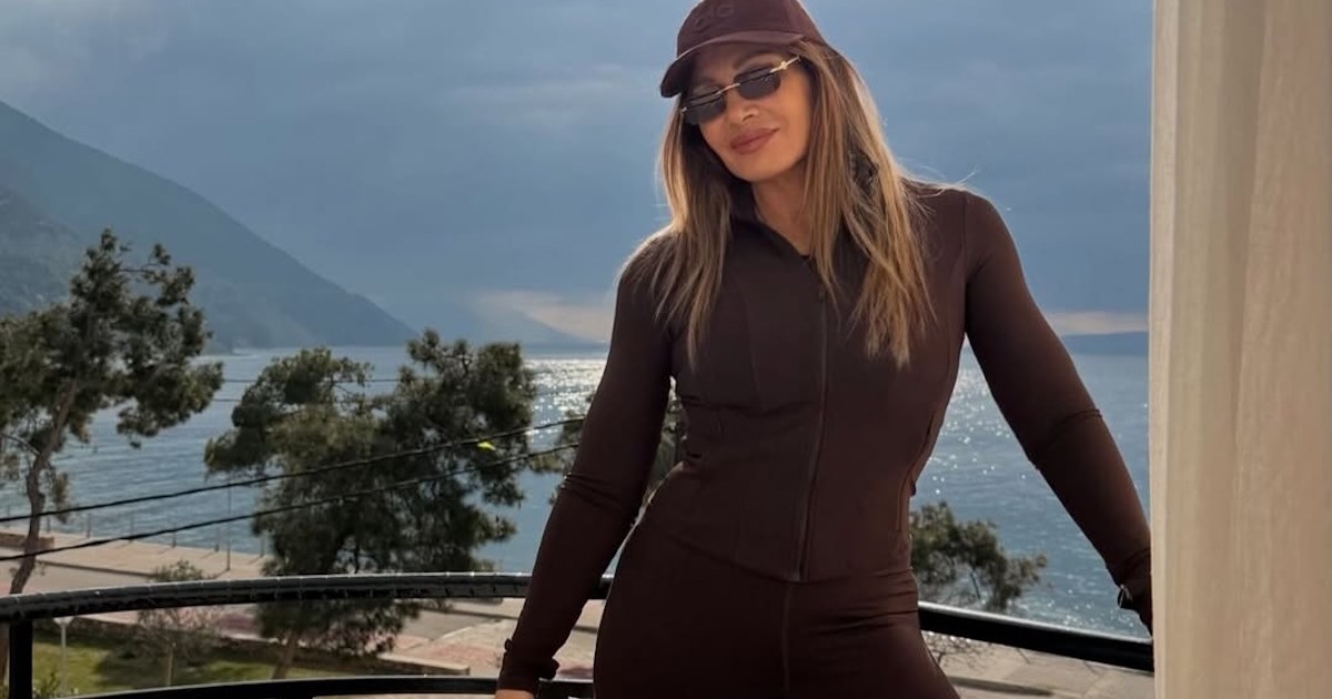 Γενέθλια με "κρητικό αέρα" για την Ελένη Πετρουλάκη | Το party στη γενέτειρά της με παραδοσιακό γλέντι και λιχουδιές