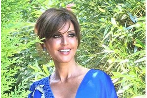 "Ξαπλωμένη στα κύματα" | Η Αλεξάνδρα Παλαιολόγου έχει το bikini body που κάθε γυναίκα θα ήθελε - εικόνα 3