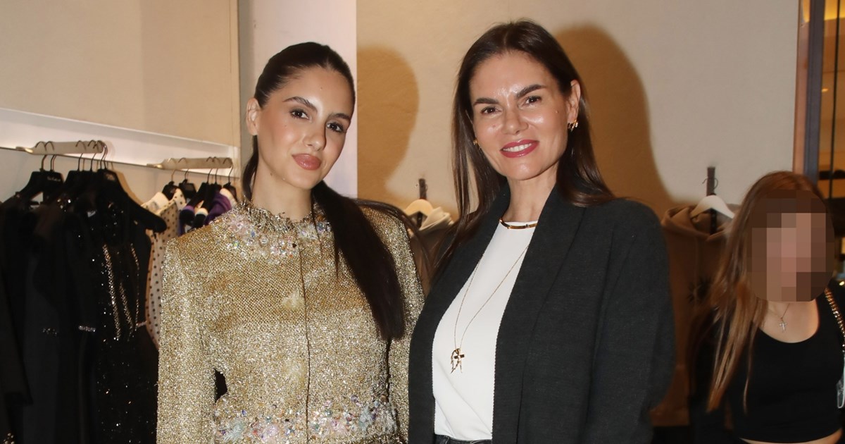 Το δερμάτινο παντελόνι της Αλεξάνδρας Νίκα που όλες φοράνε φέτος τον χειμώνα