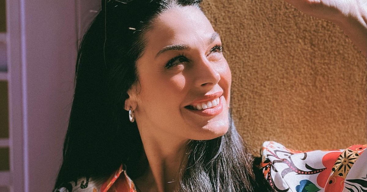 Στα λευκά η Ιωάννα Τριανταφυλλίδου | Με cozy look στη χειμερινή της απόδραση - εικόνα 2