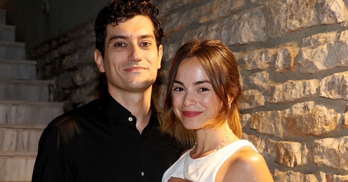 Αργύρης Πανταζάρας & Σίσσυ Τουμάση | Κοσμική εμφάνιση στο Μέγαρο Μουσικής για το ζευγάρι - εικόνα 2