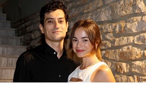 Αργύρης Πανταζάρας & Σίσσυ Τουμάση | Κοσμική εμφάνιση στο Μέγαρο Μουσικής για το ζευγάρι - εικόνα 2