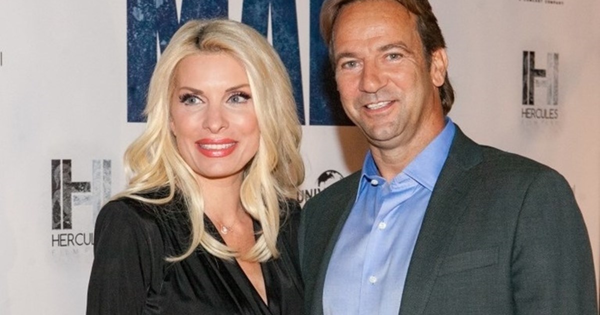 "Με τον σύζυγό μου πορευόμαστε μαζί εδώ και 17 χρόνια" | 10 τρυφερές στιγμές της Ελένης Μενεγάκη με τον Μάκη Παντζόπουλο