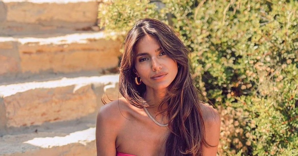 Bare manicure trend | Τα “γυμνά” νύχια της Ηλιάνας Παπαγεωργίου είναι ό,τι πιο chic για (καλοκαιρινές) διακοπές