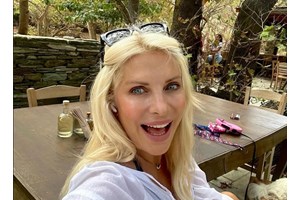 Ελένη Μενεγάκη | Οι γκουρμέ λιχουδιές που δοκίμασε στο εστιατόριο του Onar