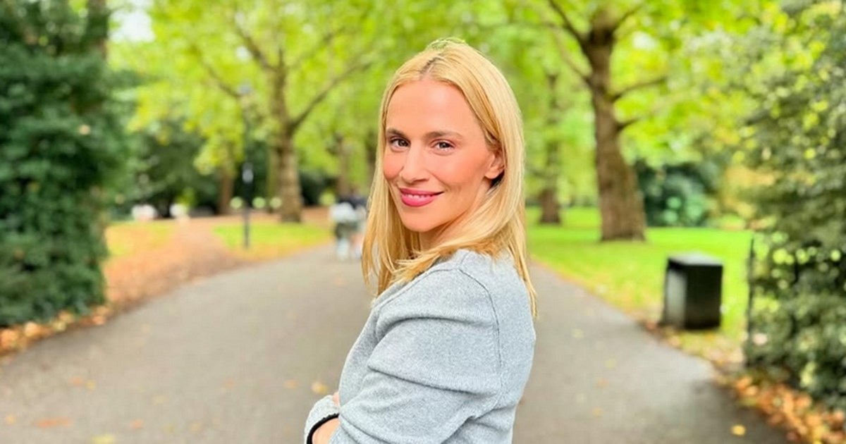 Με πιο κοντά μαλλιά από ποτέ η Νάντια Μπουλέ | Το ολοκαίνουριο κούρεμα ενόψει του νέου έτους