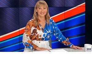 Η Μάρα Ζαχαρέα στη Μύκονο | Η άκρως καλοκαιρινή πόζα με καφτάνι