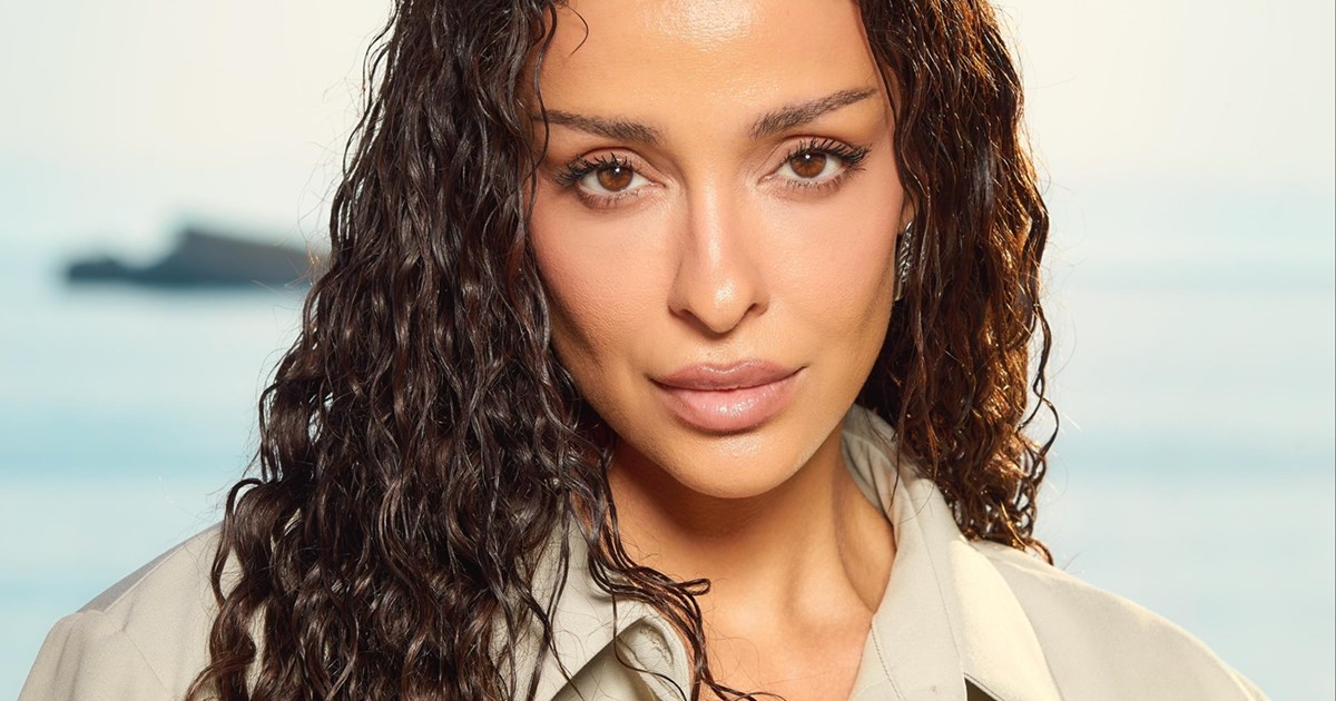 "Τα πάντα μου" | Η Ελένη Φουρέιρα απαθανατίζει τα παιχνίδια του Αλμπέρτο Μποτία και του Ερμή στην άμμο