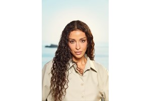 "Τα πάντα μου" | Η Ελένη Φουρέιρα απαθανατίζει τα παιχνίδια του Αλμπέρτο Μποτία και του Ερμή στην άμμο