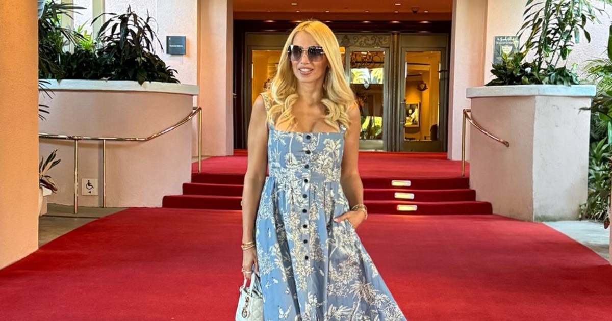 Η Κωνσταντίνα Σπυροπούλου έκανε τις πρώτες της βουτιές και έφερε το καλοκαίρι στις οθόνες μας