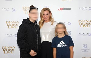 Κατερίνα Καραβάτου | Για παγωτό με τον κατάξανθο γιο της, Αρίωνα Κατσούλη - εικόνα 2