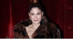 Η Σοφία Καρβέλα με τις Zara δερμάτινες μπαλαρίνες που θα φοράμε την άνοιξη