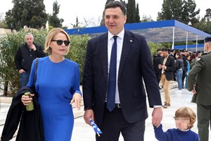 Η Τζένη Μπαλατσινού σε μία ιδιαίτερη ανάρτηση: "Ένας σπάνιος άνθρωπος, που απέδειξε ότι η διάρκεια καθορίζει την αξία" - εικόνα 3