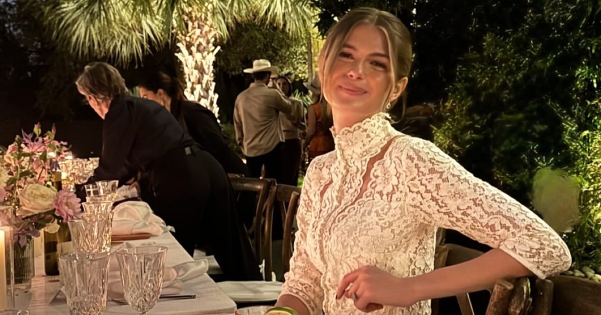 Η Τζένη Μελιτά με το φόρεμα από τη Zara που θα φορέσεις στο επόμενο κάλεσμά σου