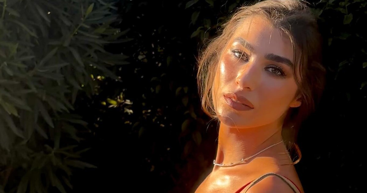 Όπως δεν την έχουμε ξαναδεί | Η σέξι φωτογραφία της Χρύσας Μιχαλοπούλου στο ηλιοβασίλεμα