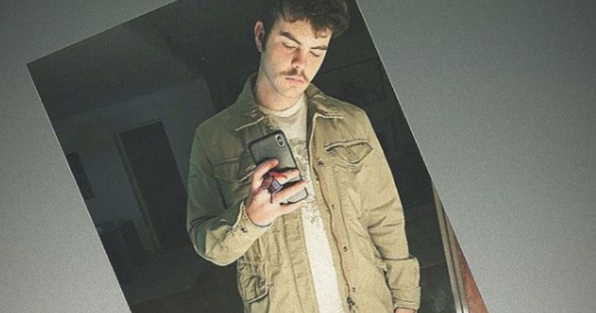 Άγγελος Λάτσιος | Η πρώτη φωτογραφία με τη στολή του Πολεμικού Ναυτικού - εικόνα 3