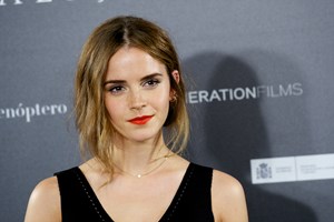 4 ξηρά λαδάκια σώματος για μεθυστικό άρωμα και λάμψη στην επιδερμίδα - εικόνα 2