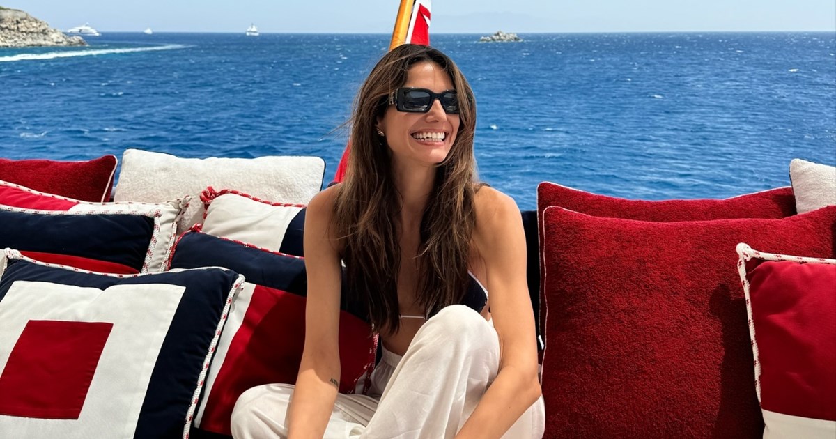 Η Ηλιάνα Παπαγεωργίου έχει τα λευκά sneakers που όλες πρέπει να έχουμε - εικόνα 4