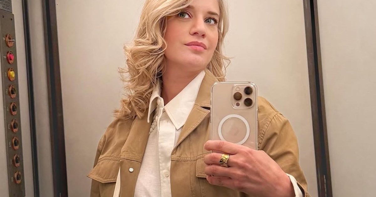 Τζένη Θεωνά | Η πρώτη βόλτα με μάρσιπο με τον 1,5 μήνα γιο της - εικόνα 3