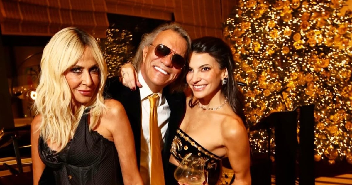 Έτσι μοιάζει η μικρή κόρη της Δήμητρας Κούστα | Η Σοφία Καρβέλα μάς δείχνει για πρώτη φορά το πρόσωπό της