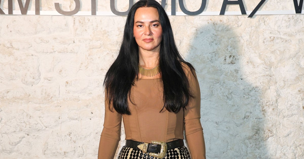 Ζενεβιέβ Μαζαρί | Με total black σύνολο στα γενέθλια του συνεργάτη της στο GNTM, Έντι Γαβριηλίδη