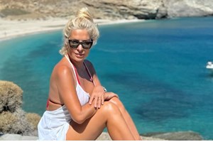 Ελένη Μενεγάκη | Για ουζάκι σε παραδοσιακή ψαροταβέρνα της Χαλκίδας - εικόνα 4